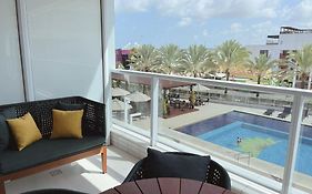 Solar Tambau Luxo - By Almare Flats